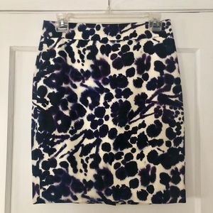 ANN TAYLOR pencil skirt- size 2P